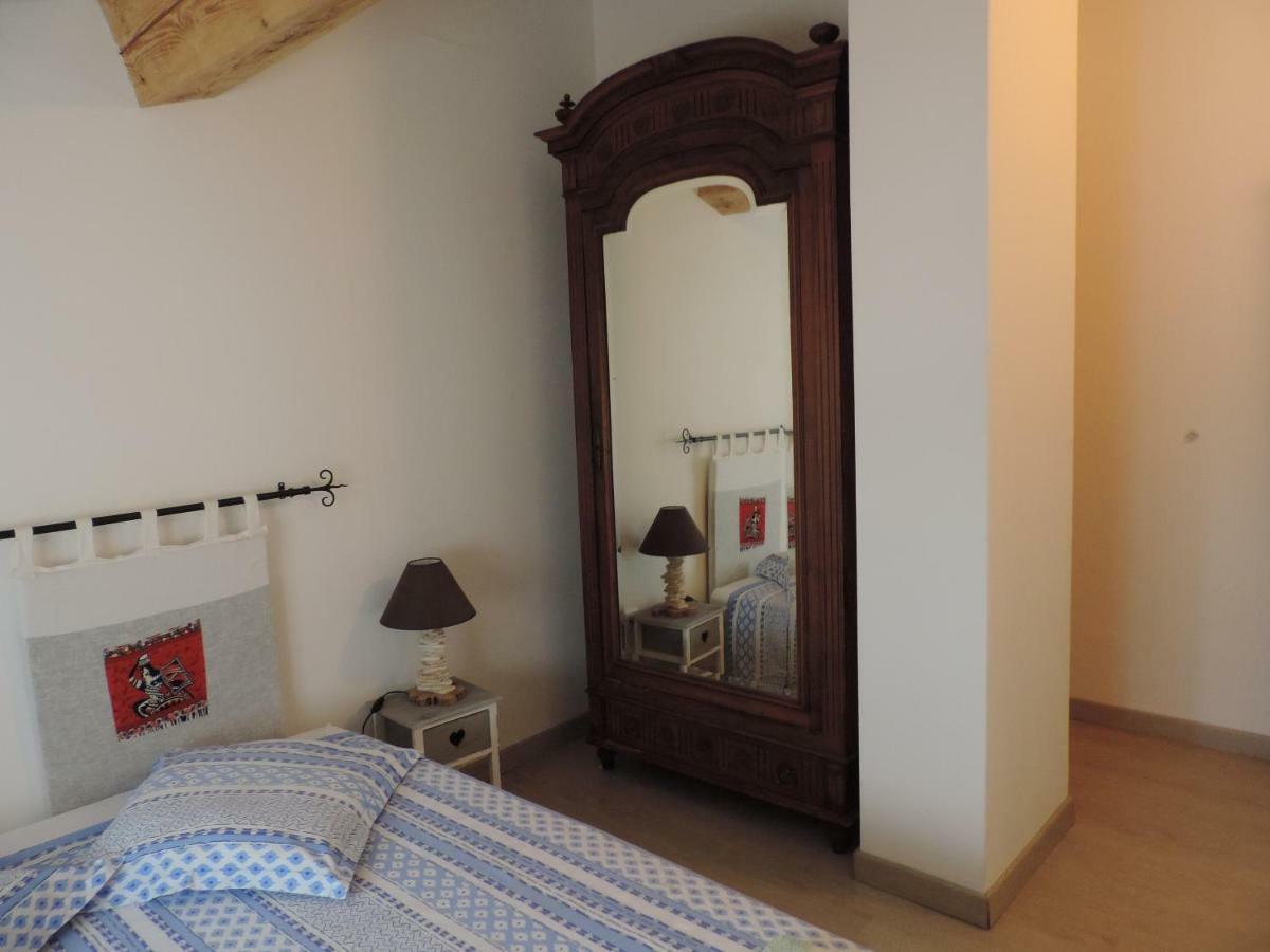 Les Cigales D'Estoublon Apartment Exterior photo